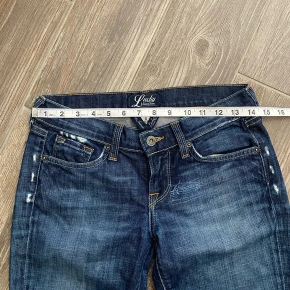 EUC • Lucky Brand Zoe Straight Jeans - Picture 2 of 13